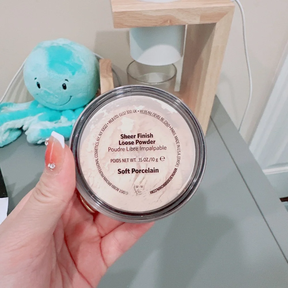 Bobbi Brown Sheer Finish Loose Powder/NWB